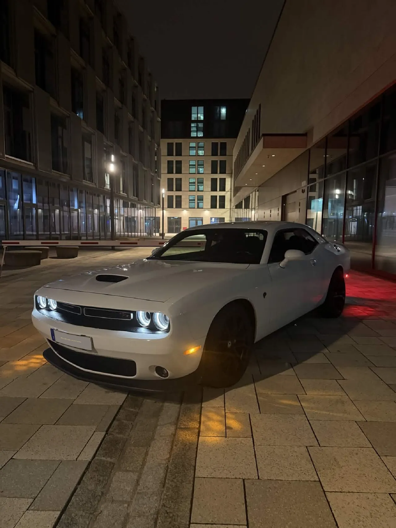 Rent a Dodge Challenger R/T in Munich
